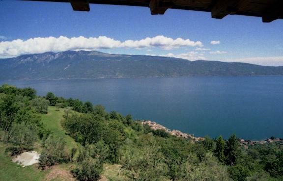 Appartamenti Serena - La Grotta Гарньяно Екстер'єр фото